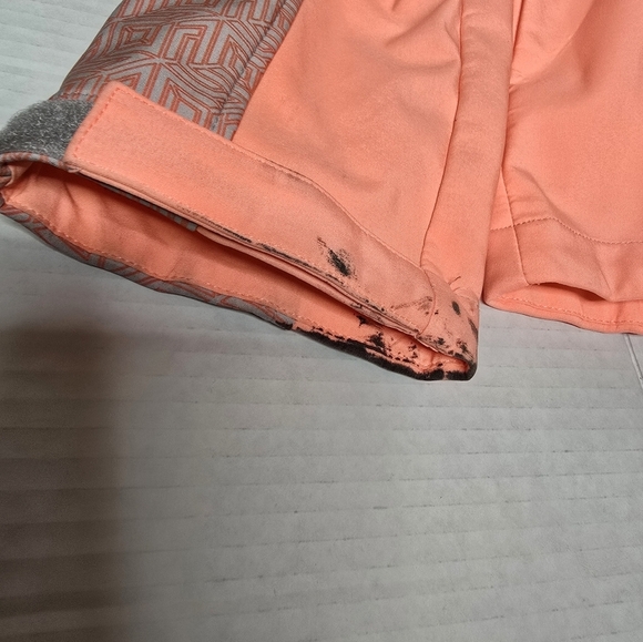 Free Tech Jacket - Picture 2 of 7